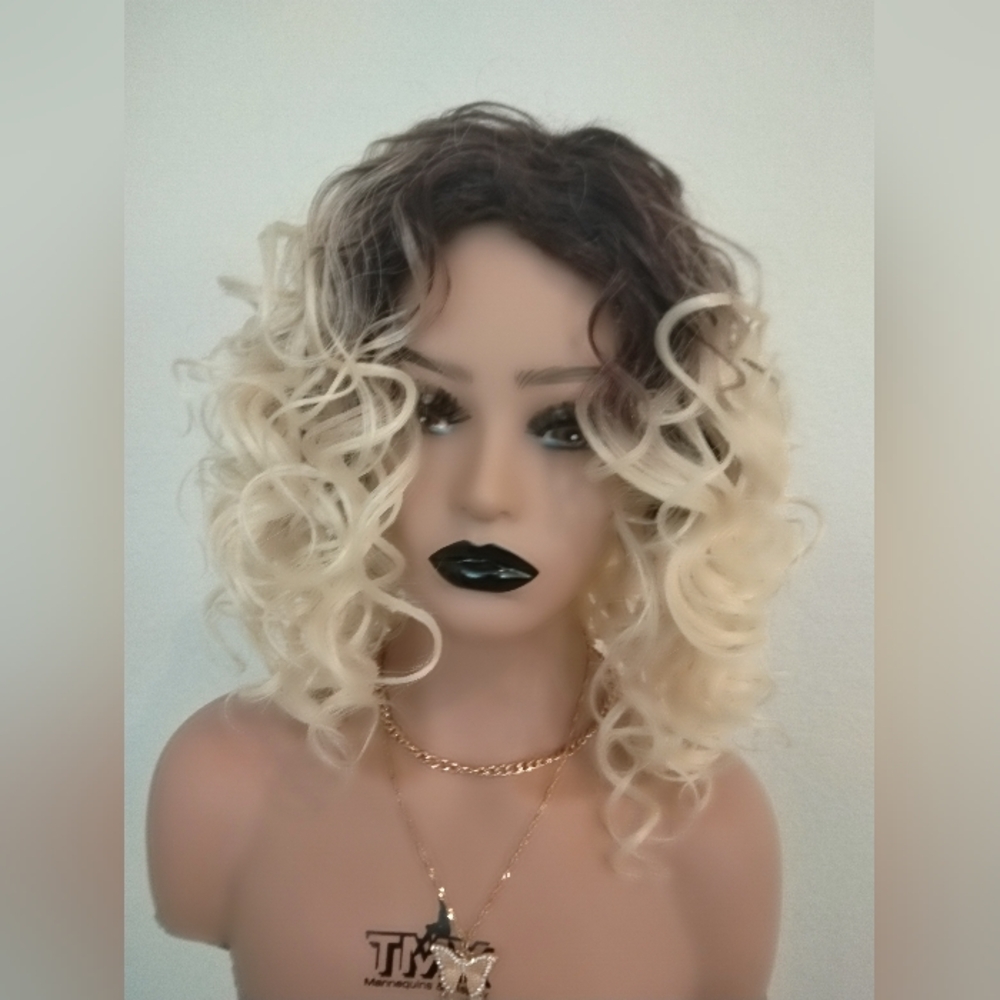 Lace Front Ombre Curly Bob Wig - Blonde with Dark Roots